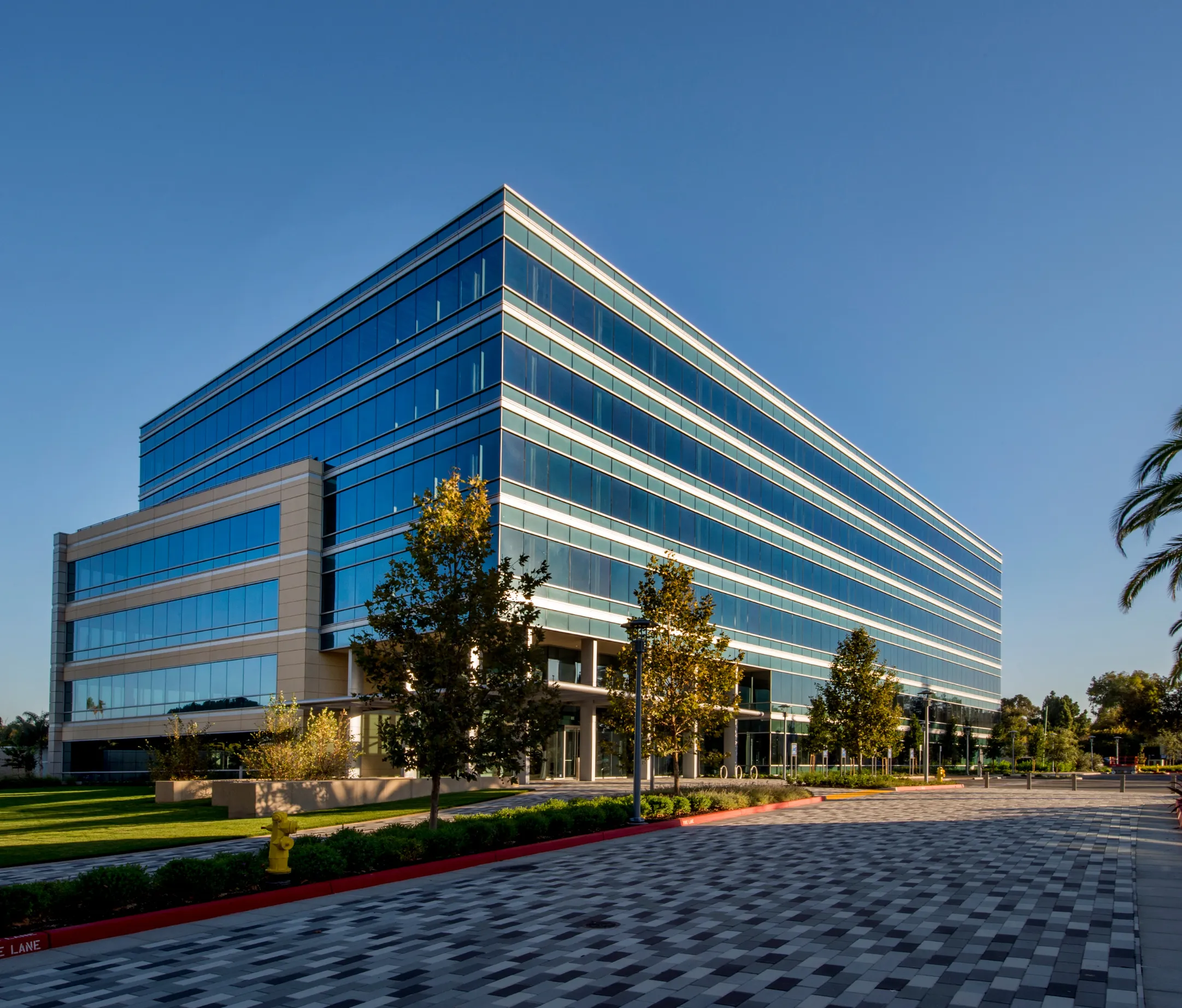 IT & Commercial Buildings